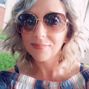 Meet your Posher, Lynn